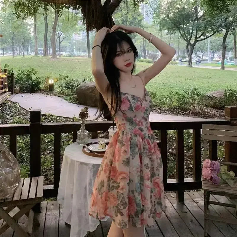 Elegantes, hoch tailliertes, schlankes, florales Tank kleid für Frauen im Frühling und Sommer im französischen Stil