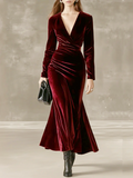 Elegantes, einfarbiges Samt-Langarmkleid mit V-Ausschnitt und Fischschwanzkleid in Weinrot für Urlaub, Party, figurbetontes Kleid