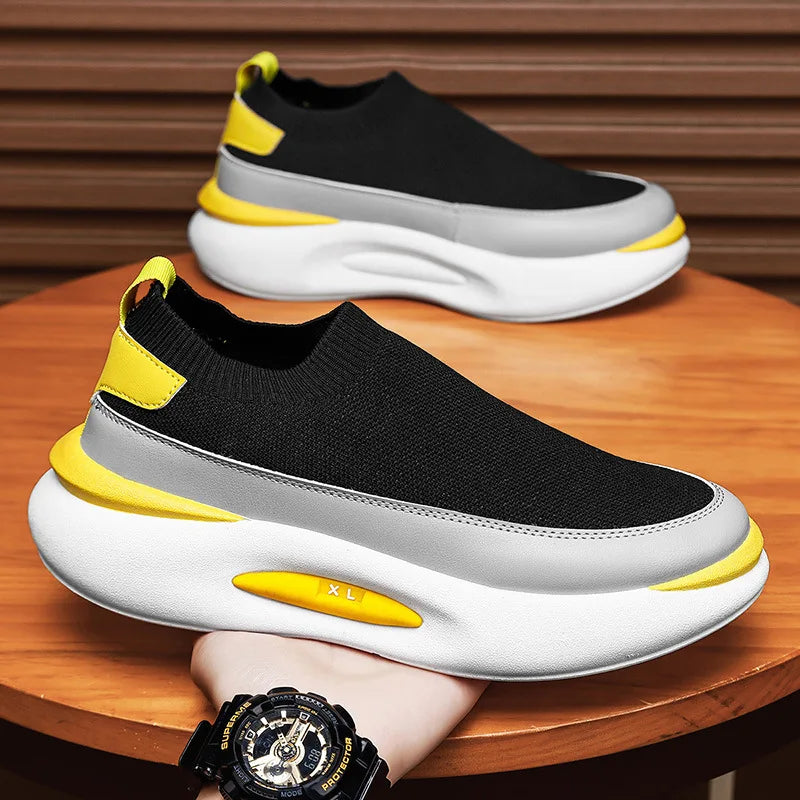 Herrensocken, atmungsaktives Mesh, Laufschuh, Sommersportschuhe, schwarze Slip-On-Slip-Ons, lässiger Fahrschuh für Herren, geeignet für den Außenbereich