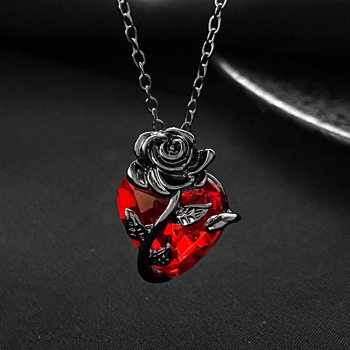 Gothic Rose Red Love Halskette Damen Y2K Grunge Schmuck Zierliche Silberfarbe Tonebloody Human Heart Anhänger Personalisierte Geschenke