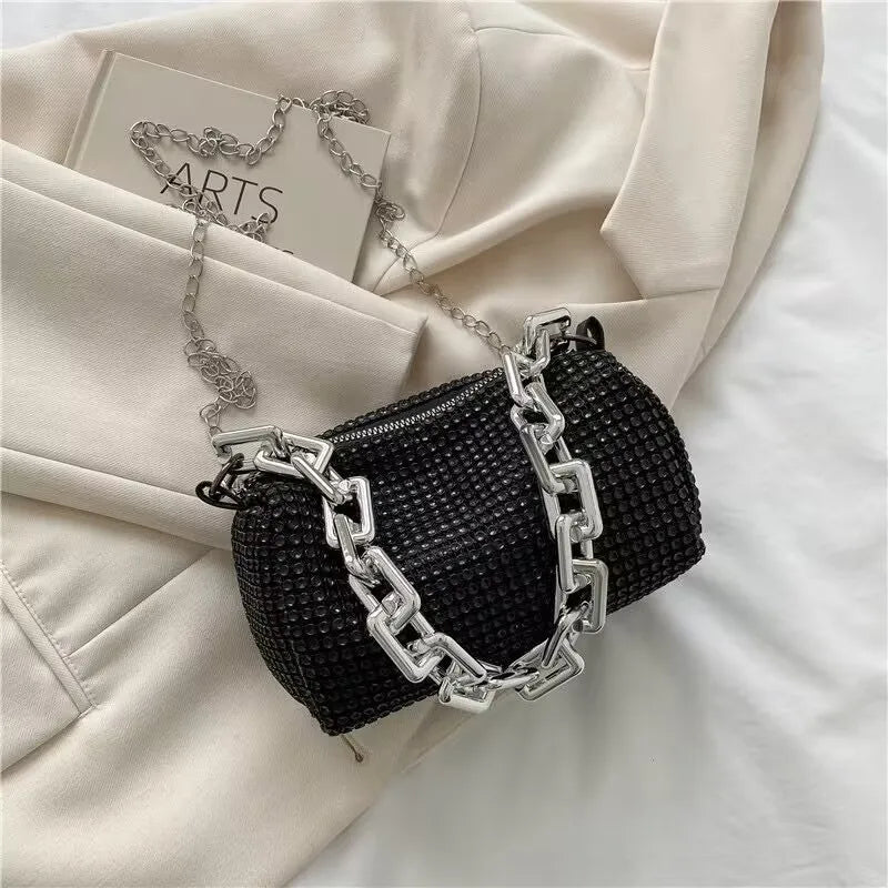 Allover-Beuteltasche mit Strasssteinen, Balltasche mit Glitzerkette, Mini-Umhängetasche für Damen (6,3 x 3,54) Zoll).