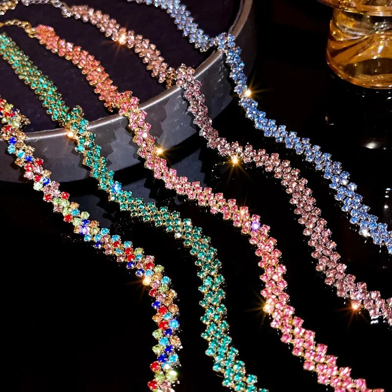 Luxuriöse glänzende voller Strass-Halskette für Frauen, personalisierte geometrische Kristall-Halsketten, Hochzeitsschmuck, Party-Geschenke