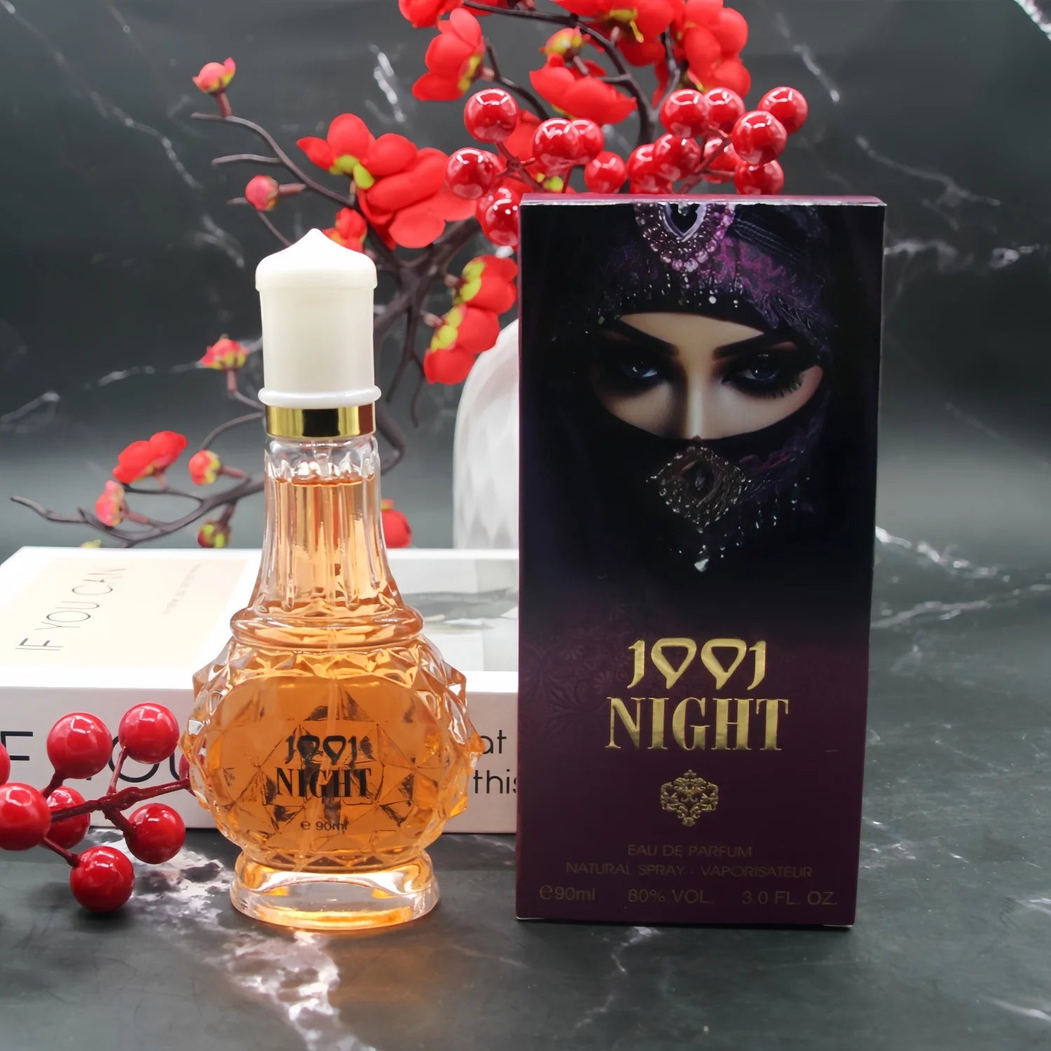 Arabische Parfum-Produkte Dubai, langanhaltender, verleihender persönlicher Sprühduft, verführerisches Signature-Aroma