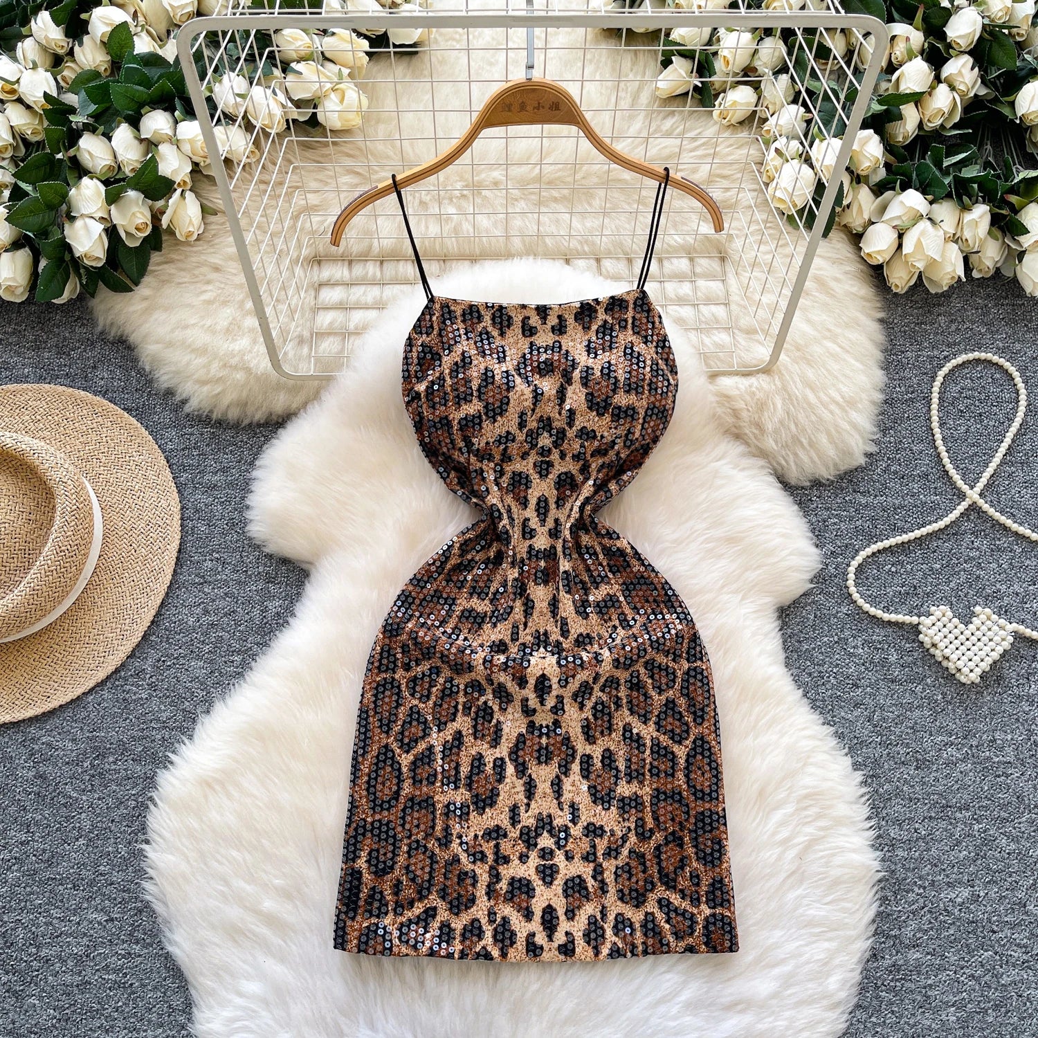 SINGREINY Sexy Leopard Women Dress 2026 Summer Trendy Night Club Party Sling Spicy Girl Sequined Glitter Bodycon Mini Dresses