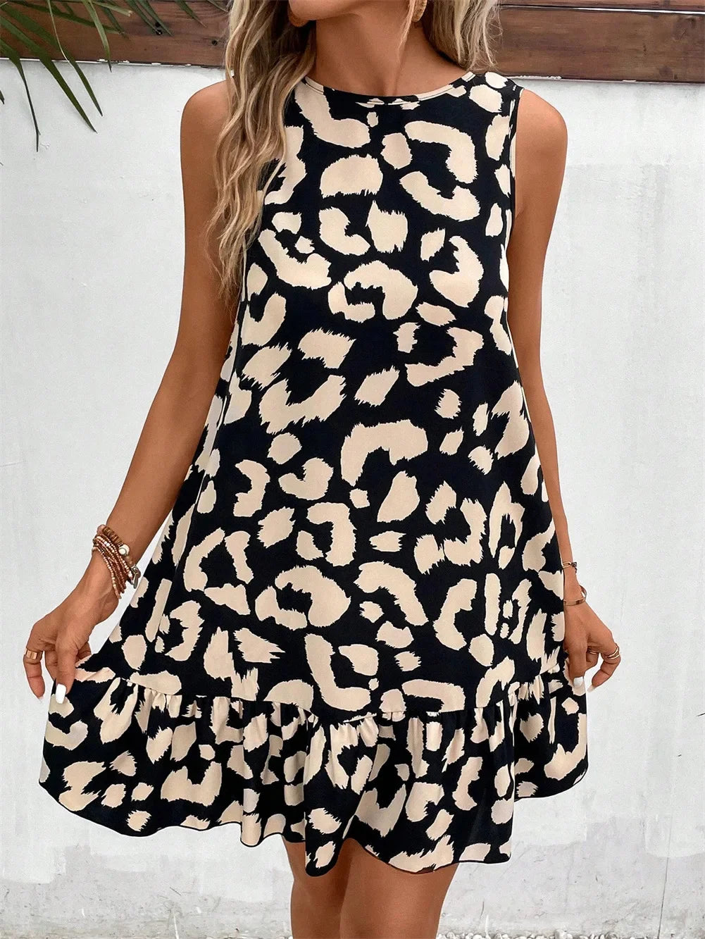 Frauen Sommer Stil Kleid Dame Casual Ärmelloses Leopard Gedruckt Dünnes Mini A-linie Kleid
