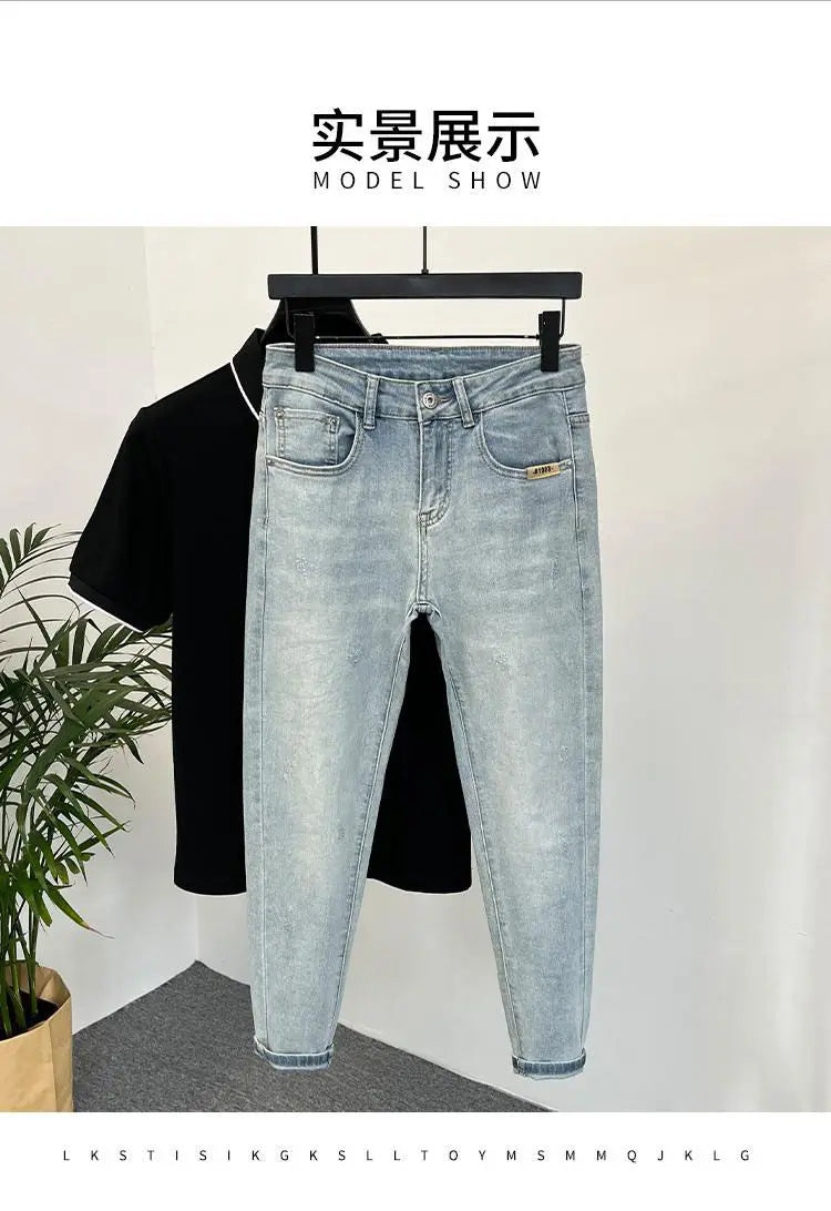 Jeans Herren Trendige Marke Helle Mode Jugend Freizeithosen Cowboy Einfache Ruffian Hübsche Schmal sitzende Röhrenjeans Männer