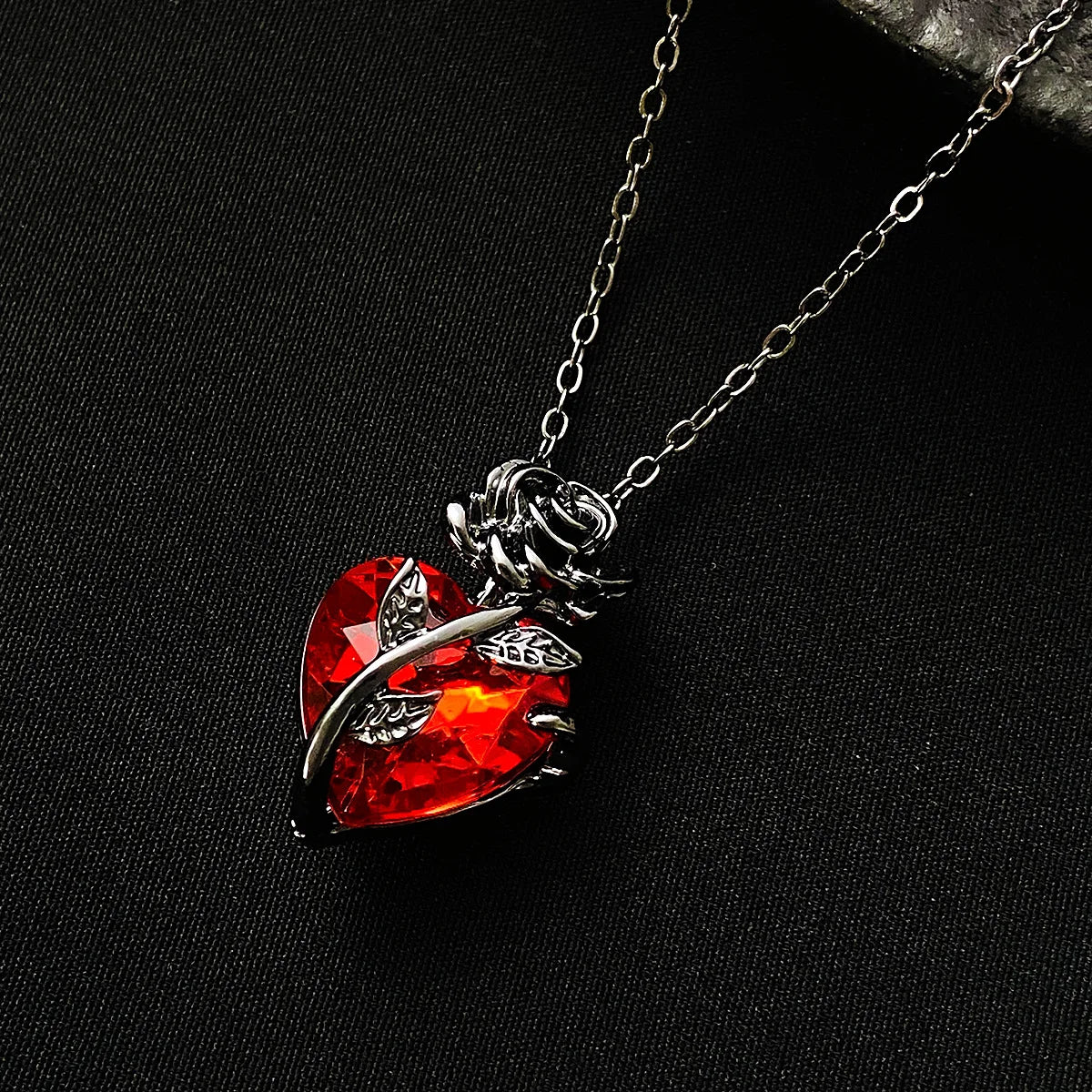 Gothic Rose Red Love Halskette Damen Y2K Grunge Schmuck Zierliche Silberfarbe Tonebloody Human Heart Anhänger Personalisierte Geschenke