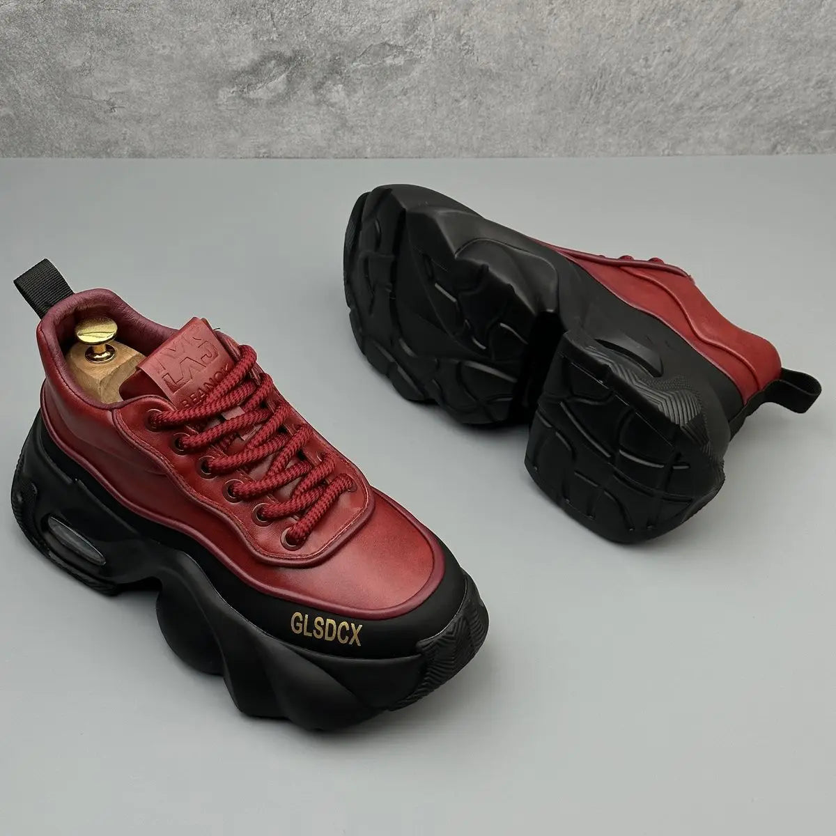 Designer-Stil-Männerschuhe 2025, Herbstmode, bequeme Herren-Turnschuhe mit dicker Plattform, Freizeitschuhe, Sporttrainer, Tenis
