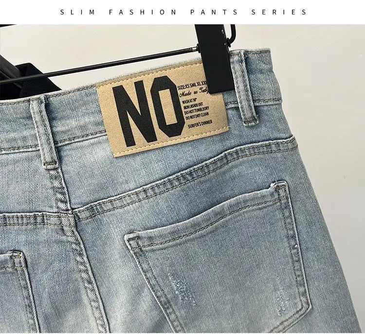 Jeans Herren Trendige Marke Helle Mode Jugend Freizeithosen Cowboy Einfache Ruffian Hübsche Schmal sitzende Röhrenjeans Männer