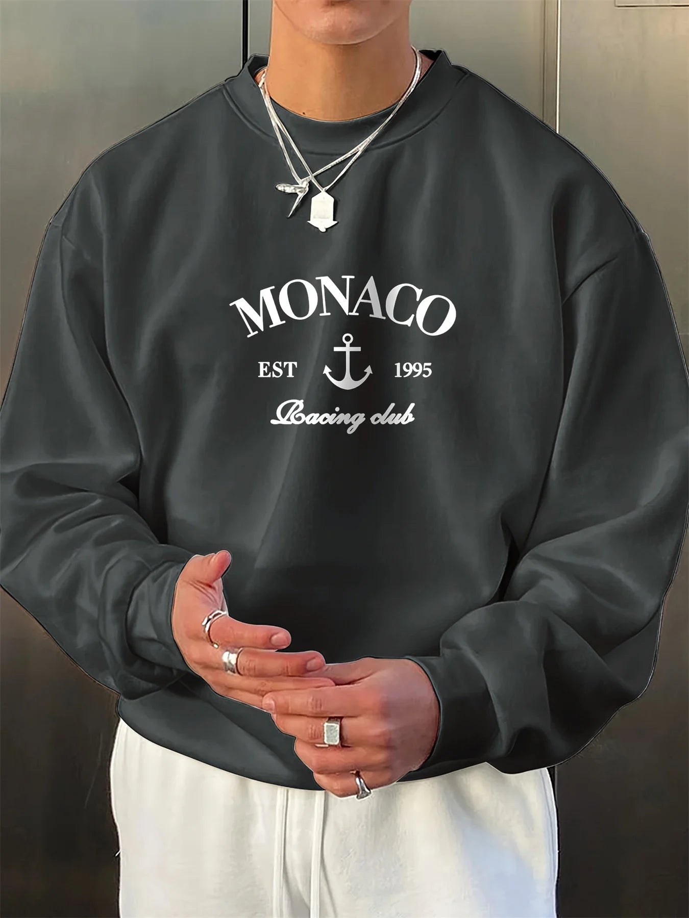 Men's autumn and winter fashionable casual loose monaco letter print fleece pullover long sleeved round neck sweatshirt