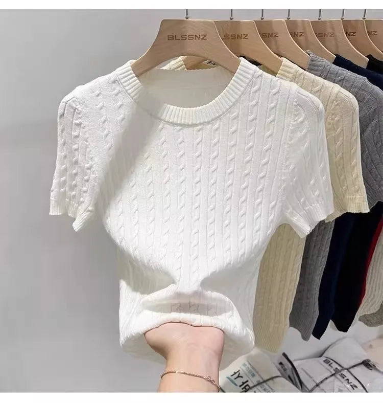 Zjaiss 2026 Sommer Koreanisches Retro Elegantes Textur-Kurzarm-Oberteil mit O-Ausschnitt und Zopfmuster für Damen – Weiches, lässiges, vielseitiges, dünnes T-Shirt