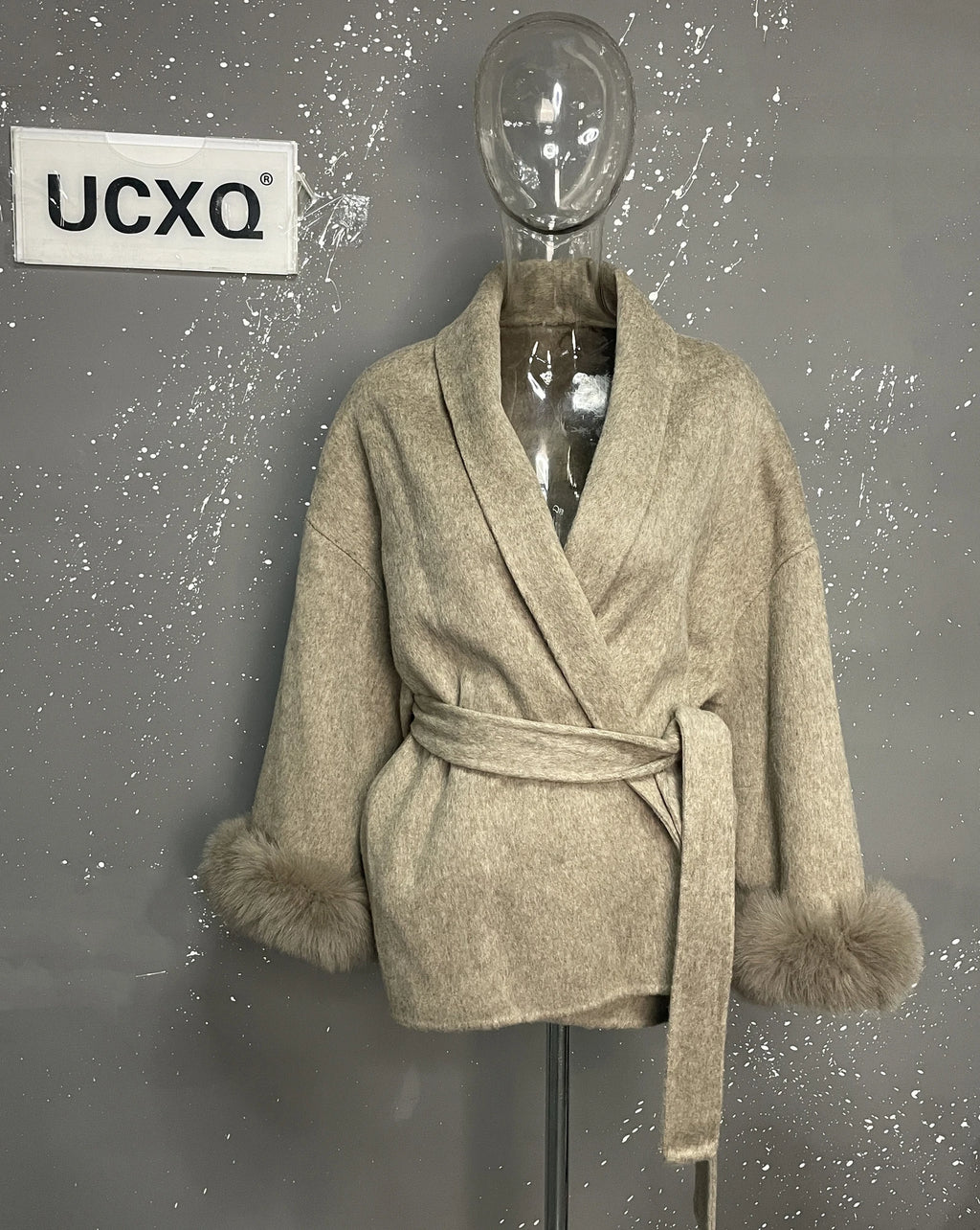 UCXQ Elegant OL Office Lady Overcoats Fur Patchwork Long Sleeve Woolen Coat Beautiful Women's Clothing Jacket Autumn 2025 Winter