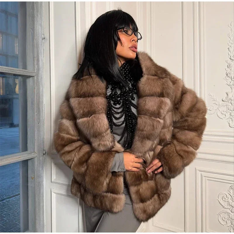 Brauner mittellanger Pelzmantel für Damen, Revers, versteckter Knopf, lockere, elegante Oberbekleidung, 2025, modischer Bürodame, Pendelmantel, Neu