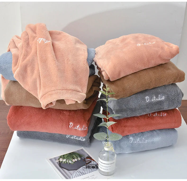 Verdickte Warme Männer Korallen Samt Pyjamas Herbst Winter Homewear Lange Ärmeln Lange Hosen Solide Weiche Nachtwäsche 2 Teile/satz Paar