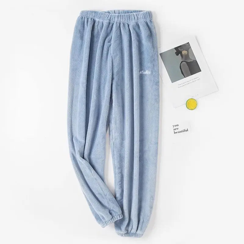 2024 Winter Pyjamas Warme Flanell Frauen Dicke Freizeit Tragen Einfachheit Korallen Samt Langarm Feste Nachtwäsche Pyjamas Set