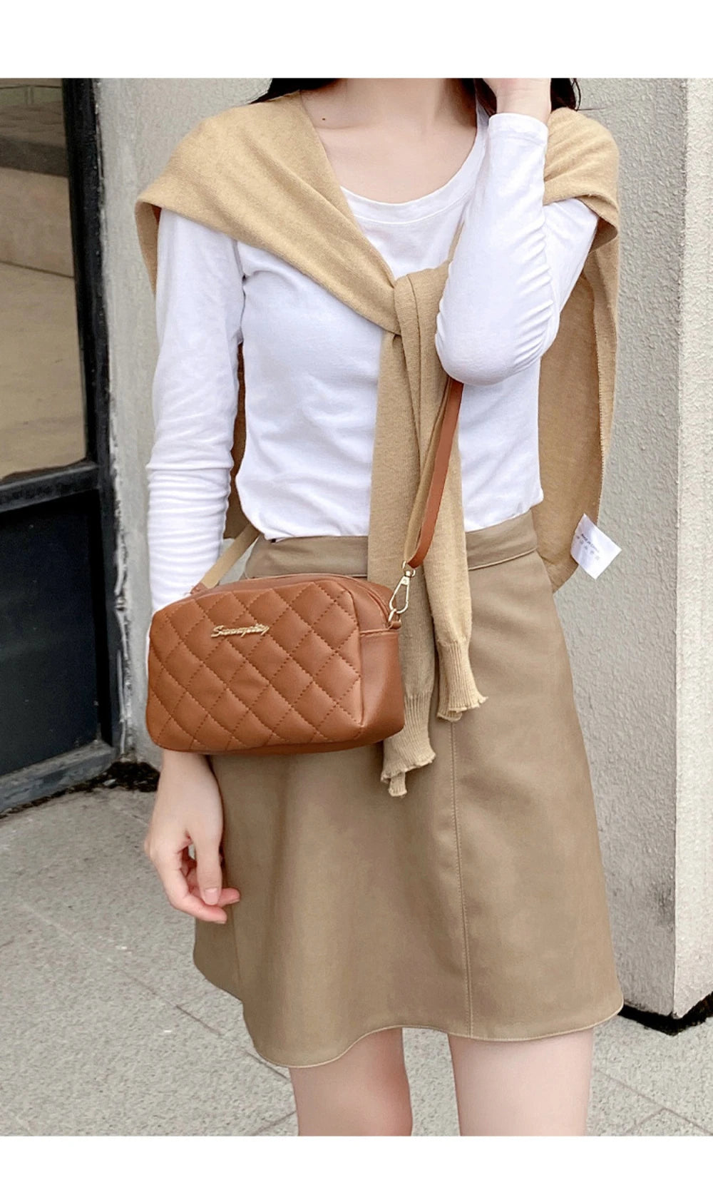 2024 quaste Kleine Umhängetasche Für Frauen Trend Lingge Stickerei Kamera Weibliche Schulter Tasche Mode Kette Damen Umhängetaschen