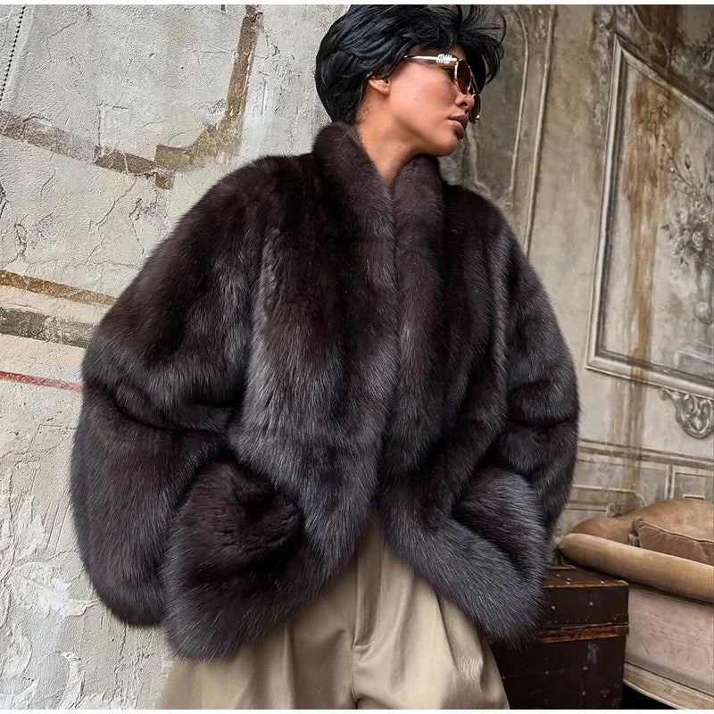 Brauner mittellanger Pelzmantel für Damen, Revers, versteckter Knopf, lockere, elegante Oberbekleidung, 2025, modischer Bürodame, Pendelmantel, Neu