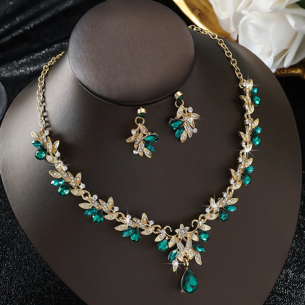 Modisches, funkelndes Blatt-Wassertropfen-Schmuckset für Damen, leichter Luxus-Stil, wunderschöner und eleganter Schmuck