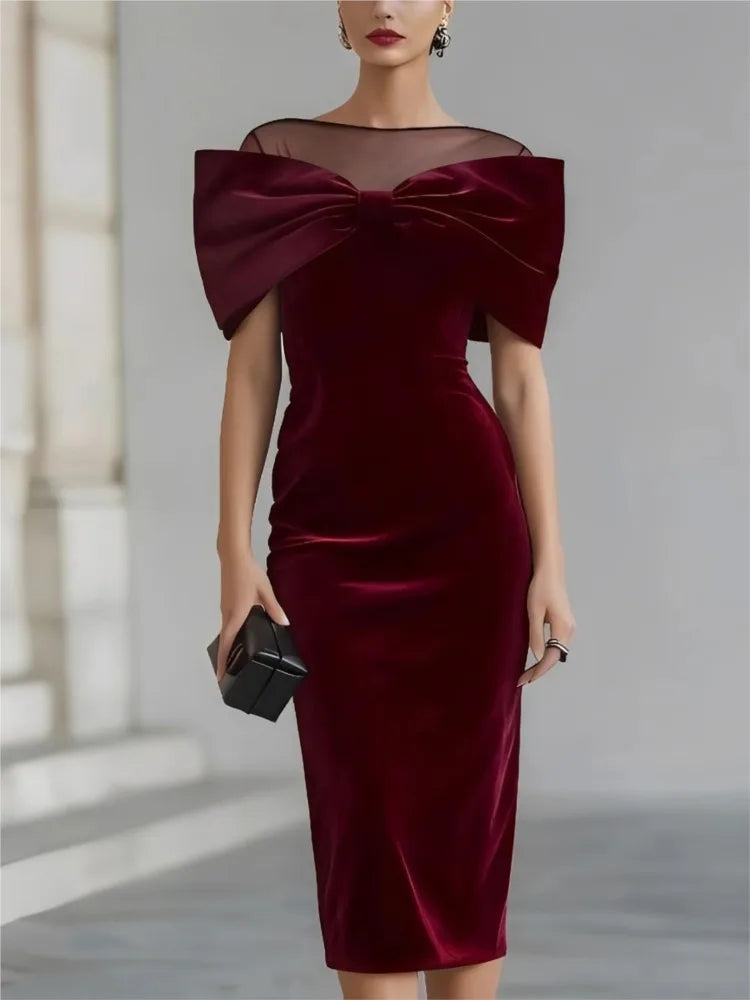 Modisches Spitzenkleid mit Einschulter-Design aus Goldvelours für Damen, Sommerliches Schlankes Elegantes Hüftbedeckendes Schlitz-Kleid