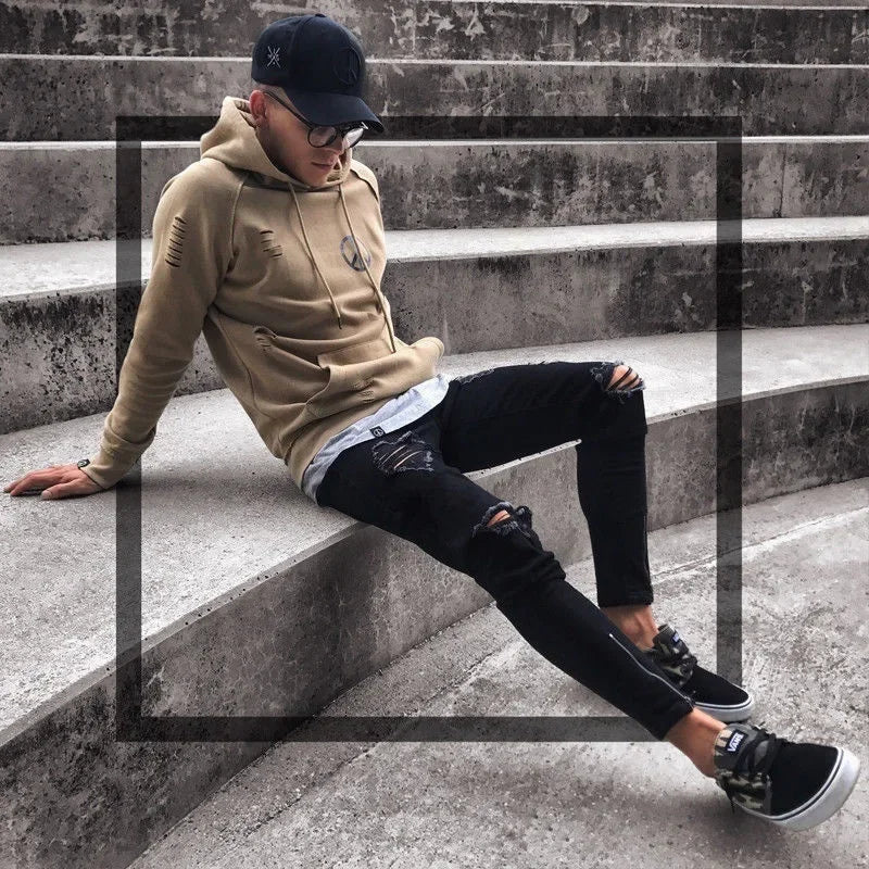 Herrenjeans Neue schwarze zerrissene Stretch-Reißverschluss-Trendhose für Männer