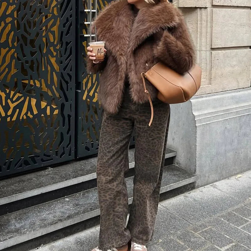 Solide braune flauschige Pelzjacke für Damen, lässig, Revers, lockere lange Ärmel, verdickt, warmer Kurzmantel, 2025, Winter, neue Dame, Pendelkleidung