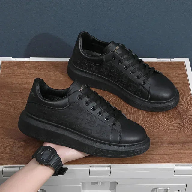 2025, neue Herrenschuhe, Frühling und Herbst, flache Sohlen, lässige Lederschuhe, Sportschuhe, schwarze und weiße Herren-Schuhe mit dicken Sohlen, atmungsaktiv