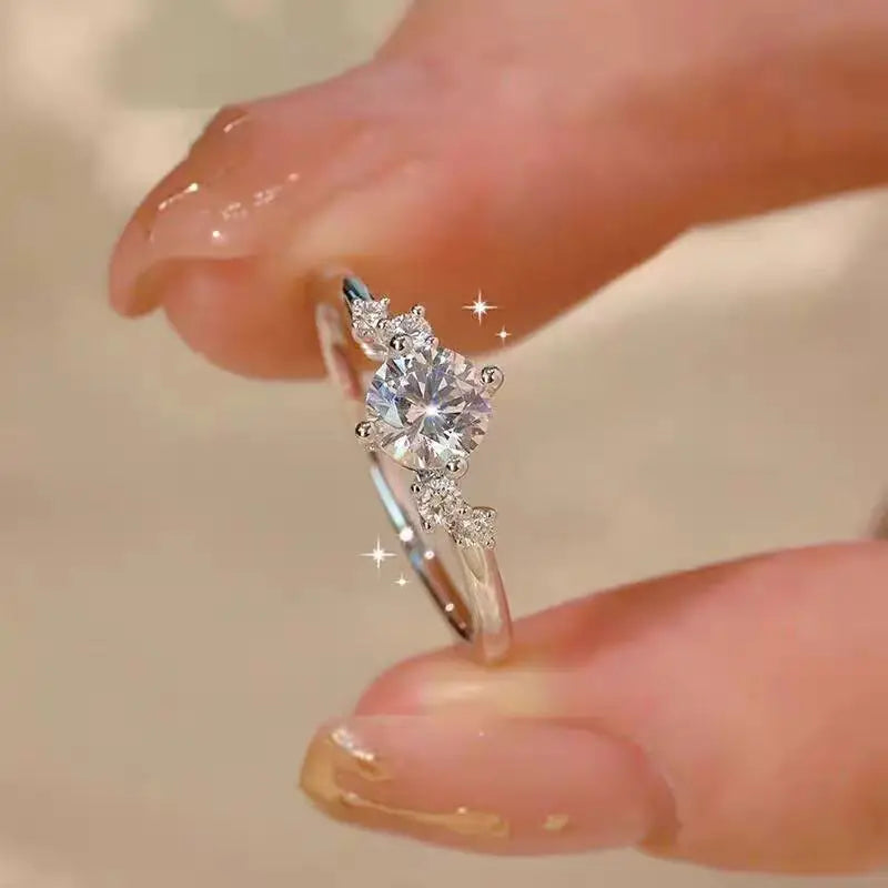 18K Weißgold und Platin PT950 1 Karat Moissanit-Ring für Damen, Vier-Krallen-Galaxie-Stern-Verlobungsring als Geschenk für die Freundin.