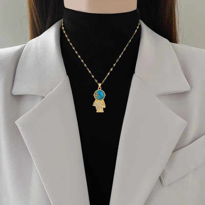 Licht Luxus Titan Stahl Stern Serie Halskette für Frauen Gold Farbe Planet Mond Astronaut Anhänger Halsketten Schmuck Geschenke