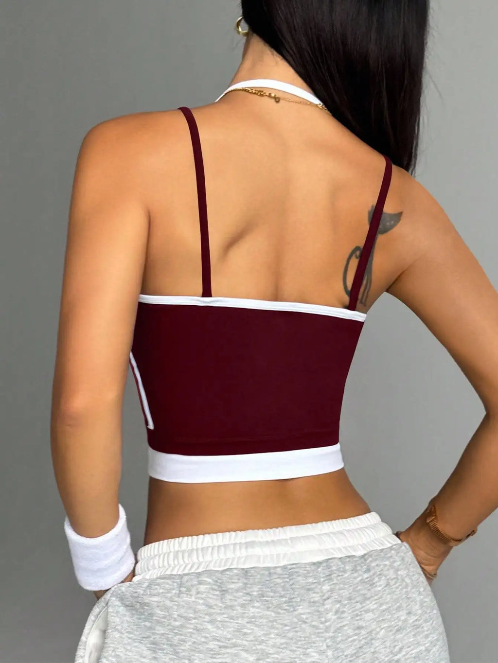 Farbblockierender, nicht aus Stahl gefertigter Ring, schöne Sportweste für Damen-Outdoor-Bekleidung, Fitness-Laufen, stoßdämpfende Raffung, s