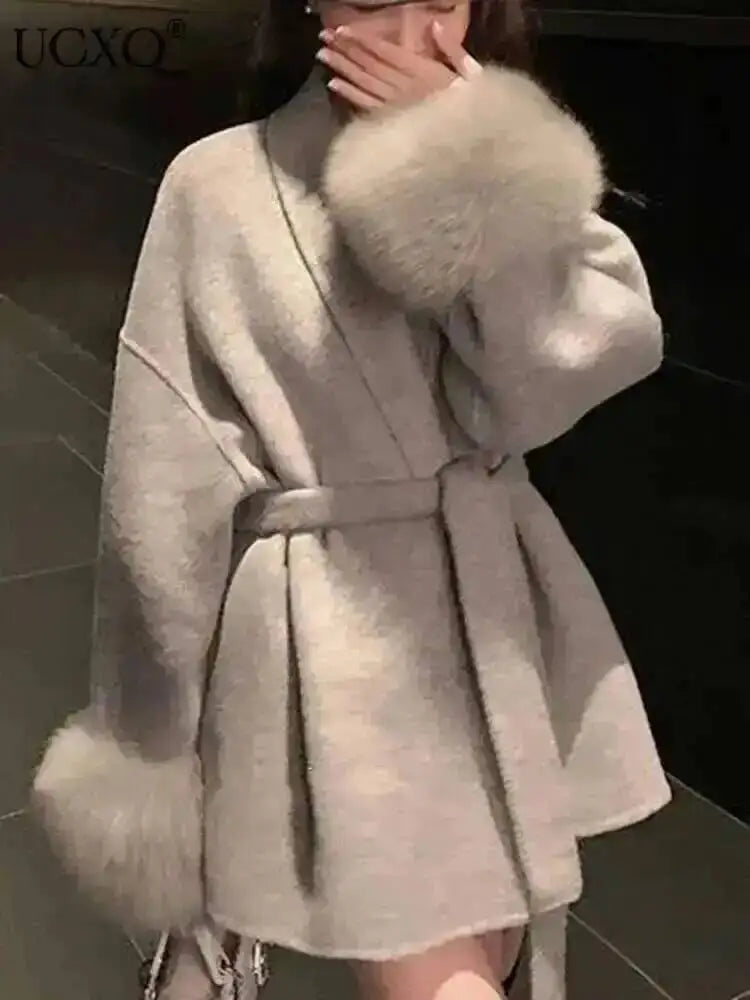 UCXQ Elegant OL Office Lady Overcoats Fur Patchwork Long Sleeve Woolen Coat Beautiful Women's Clothing Jacket Autumn 2025 Winter