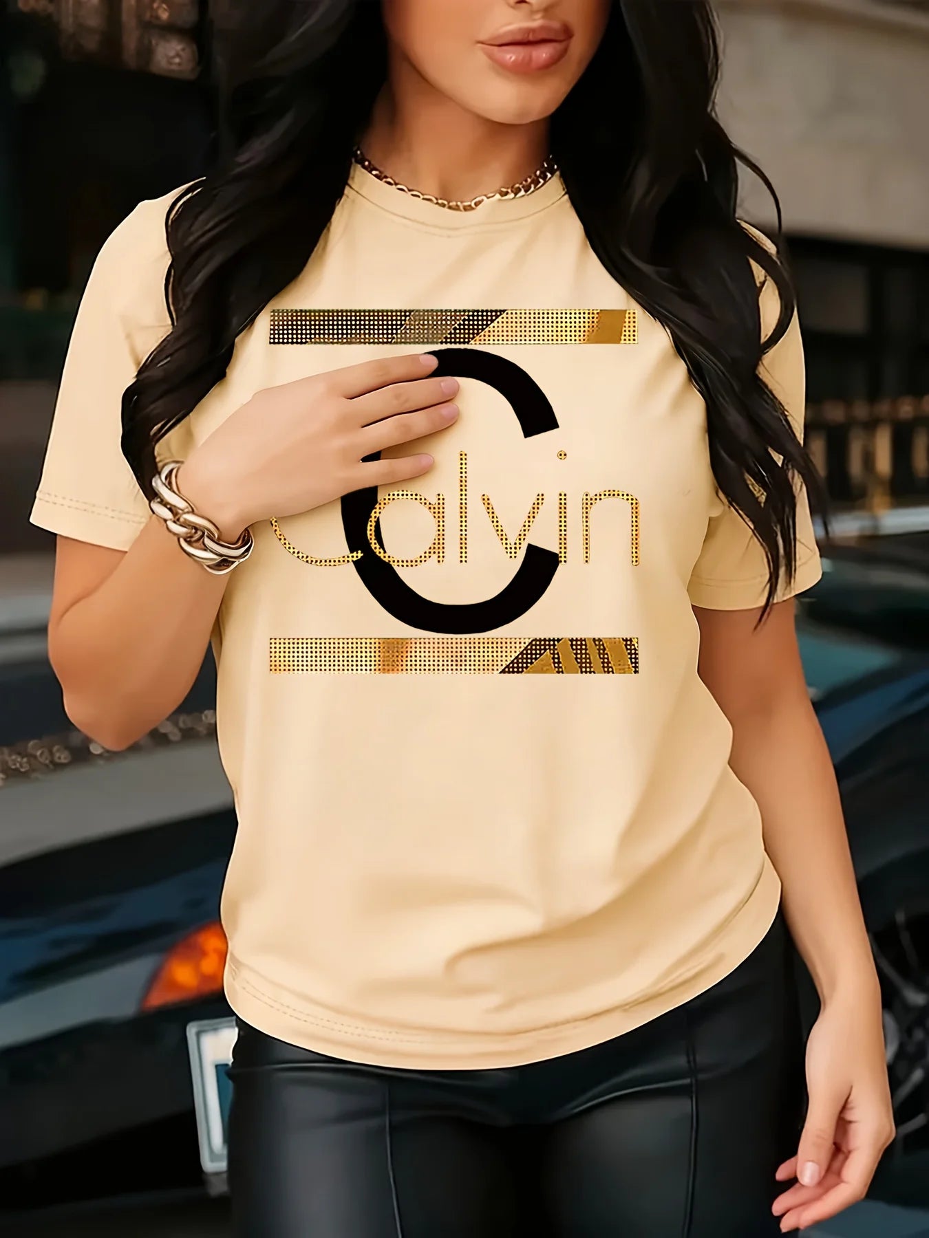 Calvin Buchstaben-Print Damen-T-Shirt - Goldgrafik Grünes Casual-Oberteil