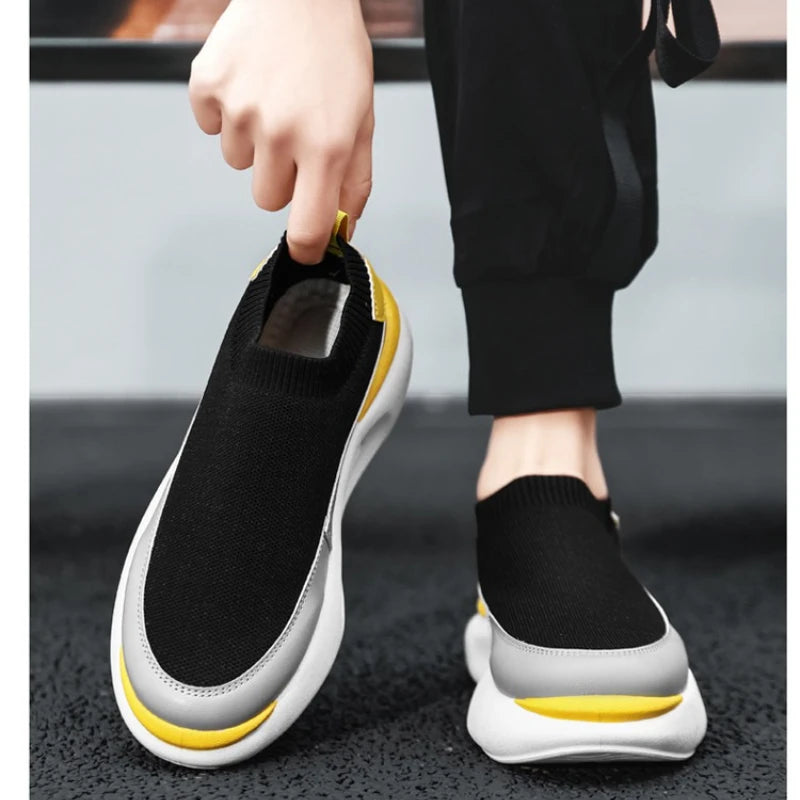 Herrensocken, atmungsaktives Mesh, Laufschuh, Sommersportschuhe, schwarze Slip-On-Slip-Ons, lässiger Fahrschuh für Herren, geeignet für den Außenbereich