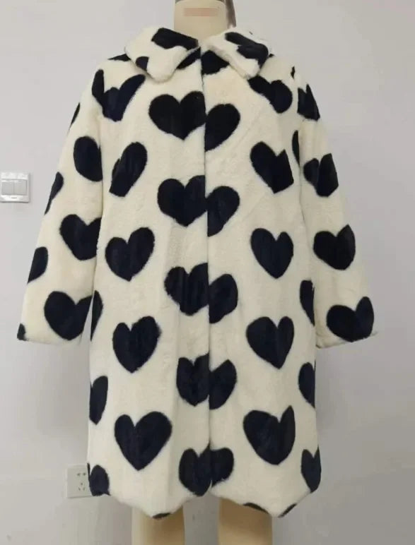 Winter Fashion Week Mode Lange Liebe Herz Muster Hohe Qualität Faux Fuchs Pelzmantel Frauen Jacke