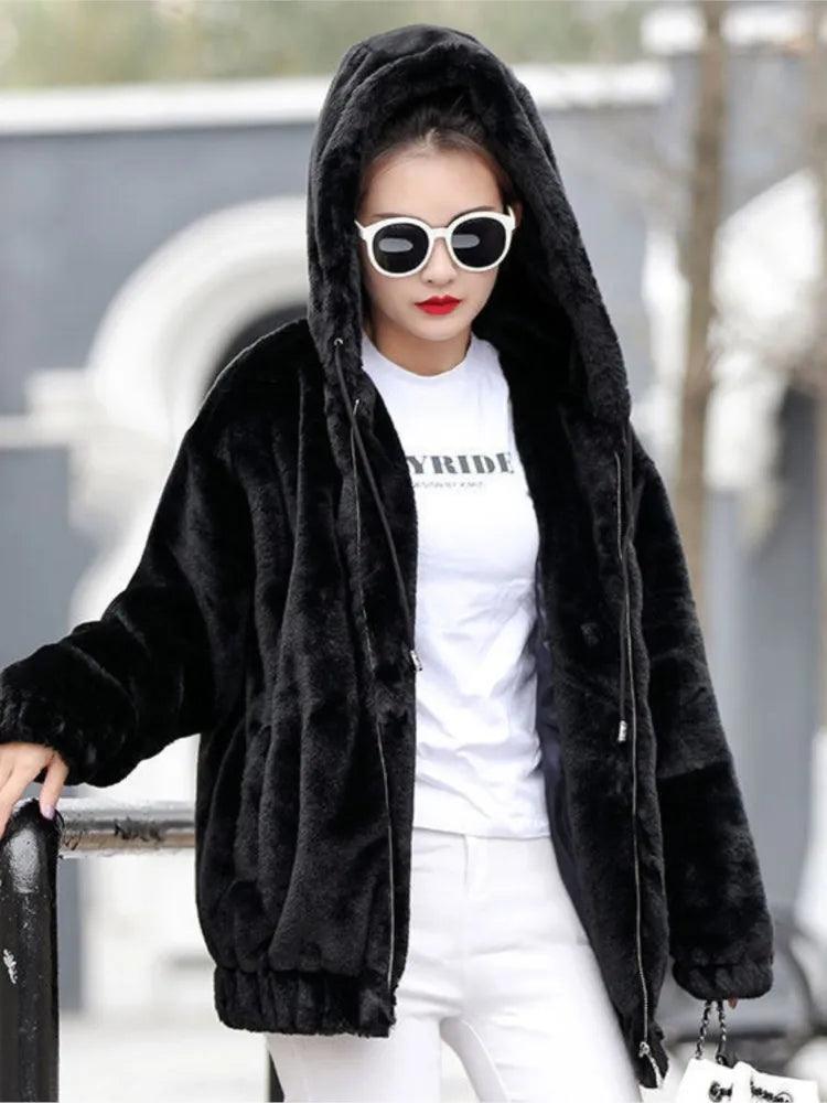 Plüsch-Kapuzenjacke für Damen, mittellang, Winter, neuer lockerer Plüsch, warmer, langer Ärmel, Plüsch, kurze Jacke, modischer Freizeitmantel