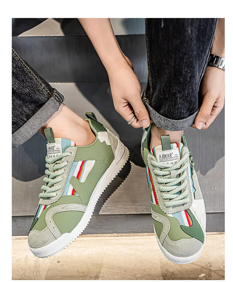 Herren Weiße Sneaker Herbst Bequeme Rutschfeste Laufschuhe Luxuriöse Weiche Sohle Modische Schnürschuhe Outdoor Freizeitschuhe 2026