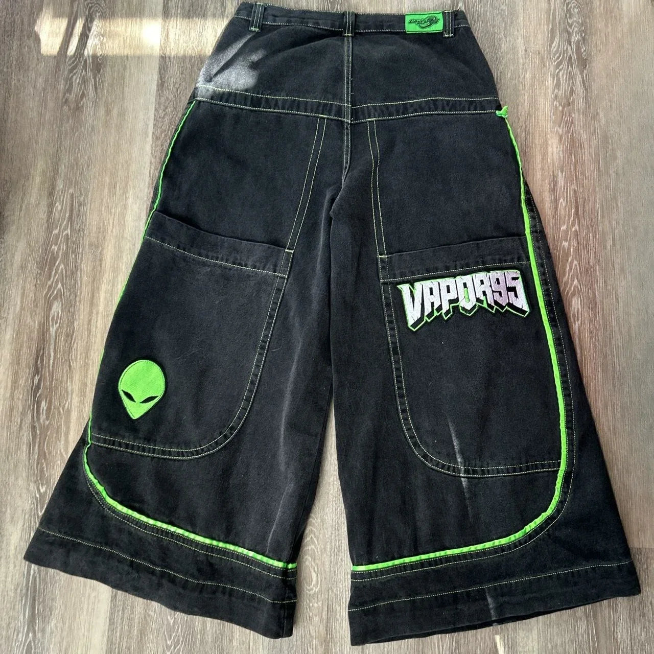 Jeans Frühling und Herbst Europäische und amerikanische Hose mit weitem Bein und lockerem Alien-Muster 2024, neuer High-Street-Trend, Hip-Hop-Männer