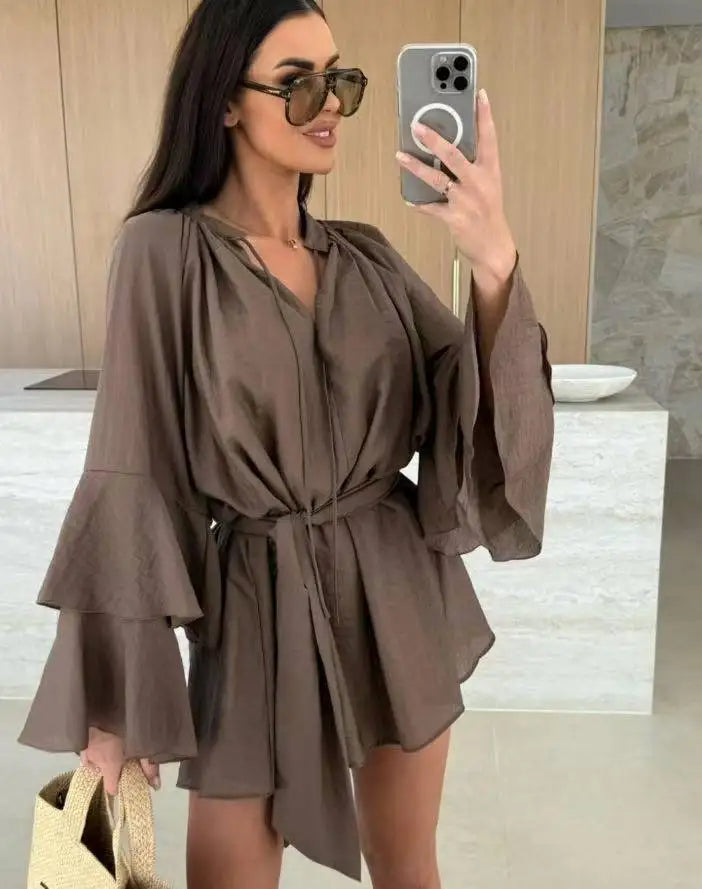 Süße ausgestellte Ärmel Kleider für Frauen 2025, sexy tiefer V-Ausschnitt, modisches Minikleid, Frühling, Sommer, Schnürung, solides Kleid, Robe Femme