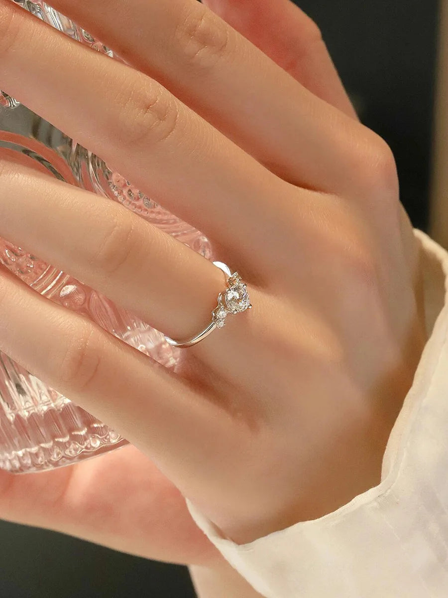 18K Weißgold und Platin PT950 1 Karat Moissanit-Ring für Damen, Vier-Krallen-Galaxie-Stern-Verlobungsring als Geschenk für die Freundin.