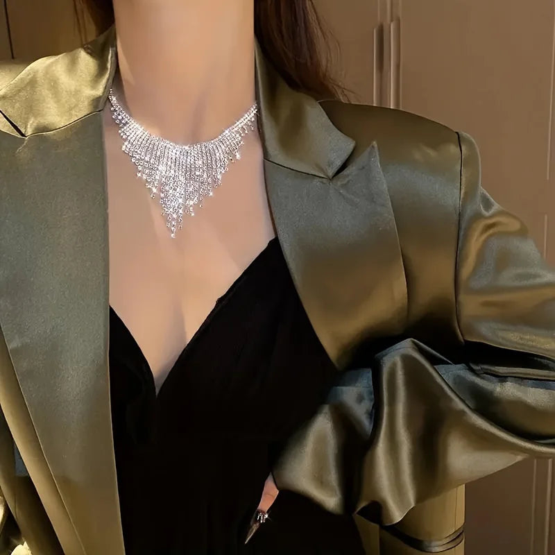 Crystal Tassel Necklace For Women Shiny Geometric Rhinestone Chain Choker Necklace For Dress Nightclub Jazz Dance Jewelry