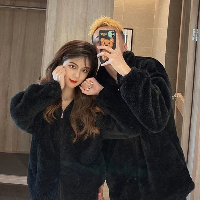 Neue Korallen Samt Hause Tragen Männer Koreanische Paare Pyjamas frauen Winter Gepolsterte Verdickte Strickjacke Kann Draußen Getragen Werden Einfache anzug
