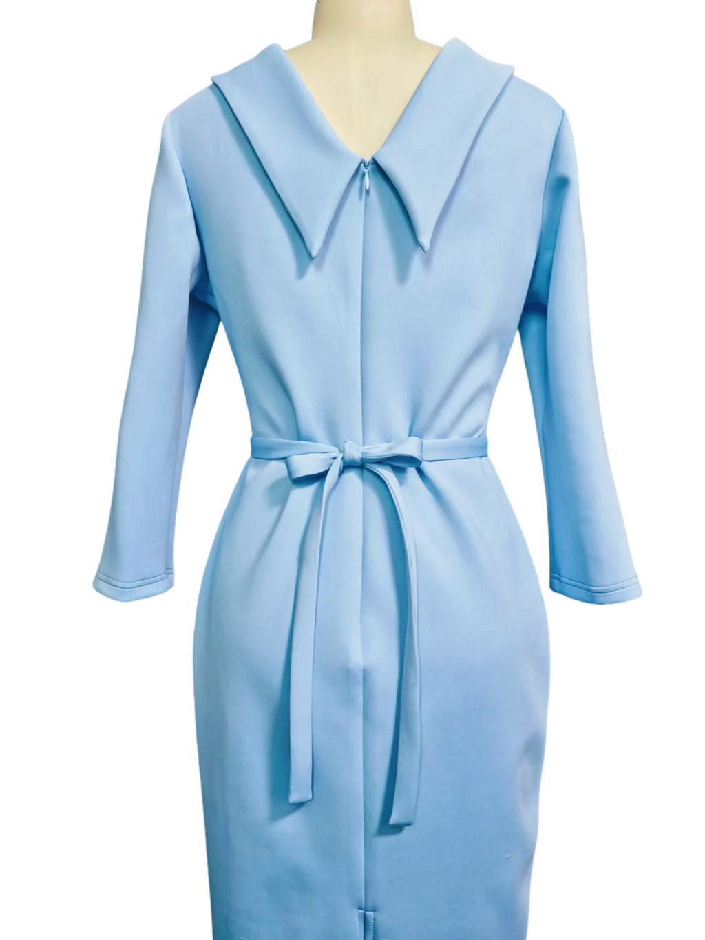 Elegantes, einfarbiges Pendelparty-Kleid mit Umlegekragen, U-Boot-Ausschnitt hinten, V-Ausschnitt, Gürtel und mittellangen Ärmeln