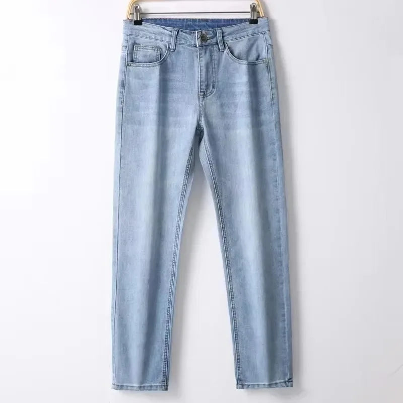 2026 Marken-Jeans Sommer-Stil Ultra-Dünne Leichte Herren-Jeans Mode Männliche Casual Denim Herren-Jeans Slim Fit Großhandel Jeans