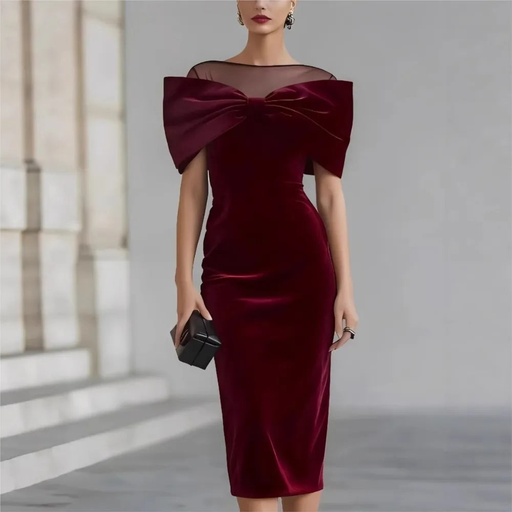 Modisches Spitzenkleid mit Einschulter-Design aus Goldvelours für Damen, Sommerliches Schlankes Elegantes Hüftbedeckendes Schlitz-Kleid