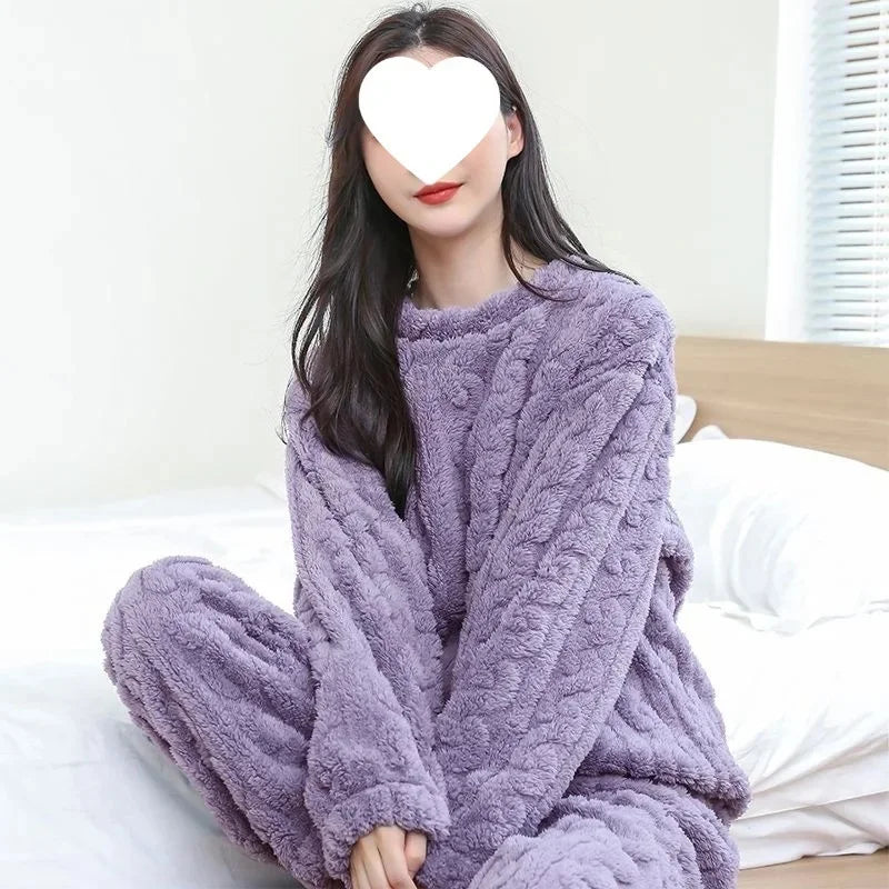 Verdickte Korallen Fleece Pyjama Set frauen Winter Hause Kleidung Nachtwäsche Samt Material Warme Gemütliche Winter Neue Ankunft