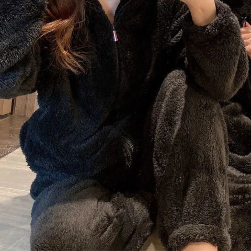 Neue Korallen Samt Hause Tragen Männer Koreanische Paare Pyjamas frauen Winter Gepolsterte Verdickte Strickjacke Kann Draußen Getragen Werden Einfache anzug