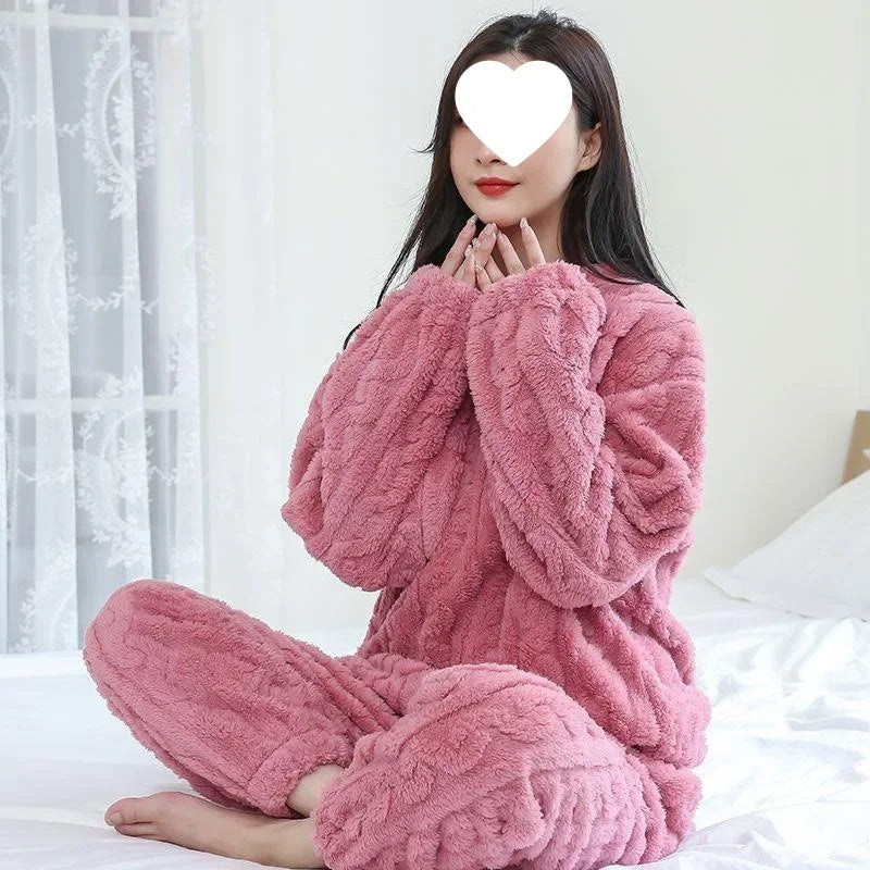 Thickened Coral Fleece Pajamas Set Women's Winter Home Clothes Sleepwear Velvet Material Warm Cozy Winter New Arrival