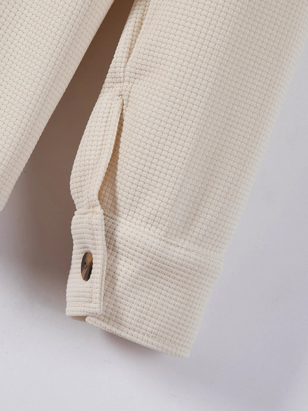 2025 Trendy men's workwear shirt waffle black coat double pocket design button opening and closing style