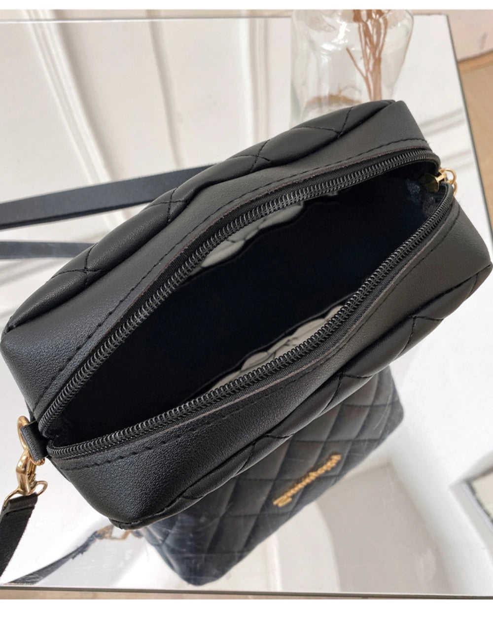 2024 quaste Kleine Umhängetasche Für Frauen Trend Lingge Stickerei Kamera Weibliche Schulter Tasche Mode Kette Damen Umhängetaschen