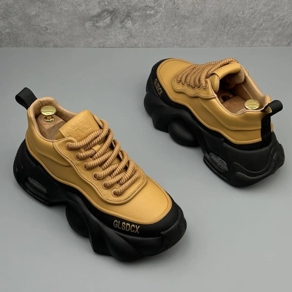 Designer-Stil-Männerschuhe 2025, Herbstmode, bequeme Herren-Turnschuhe mit dicker Plattform, Freizeitschuhe, Sporttrainer, Tenis