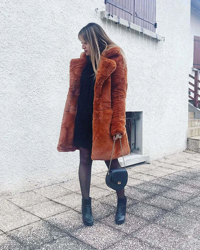 Mittellanger Kunstpelzmantel für Damen, Winter-Plüschjacke, Übergrößenmantel, flauschige Reversjacke, weibliche Oberbekleidung, flauschiges Oberteil